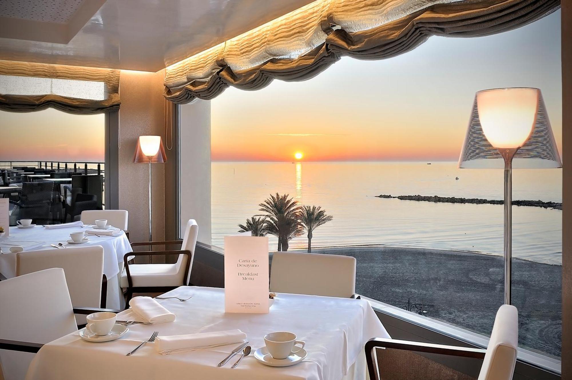 Vincci Seleccion Aleysa Hotel Benalmádena Exterior foto Restaurant