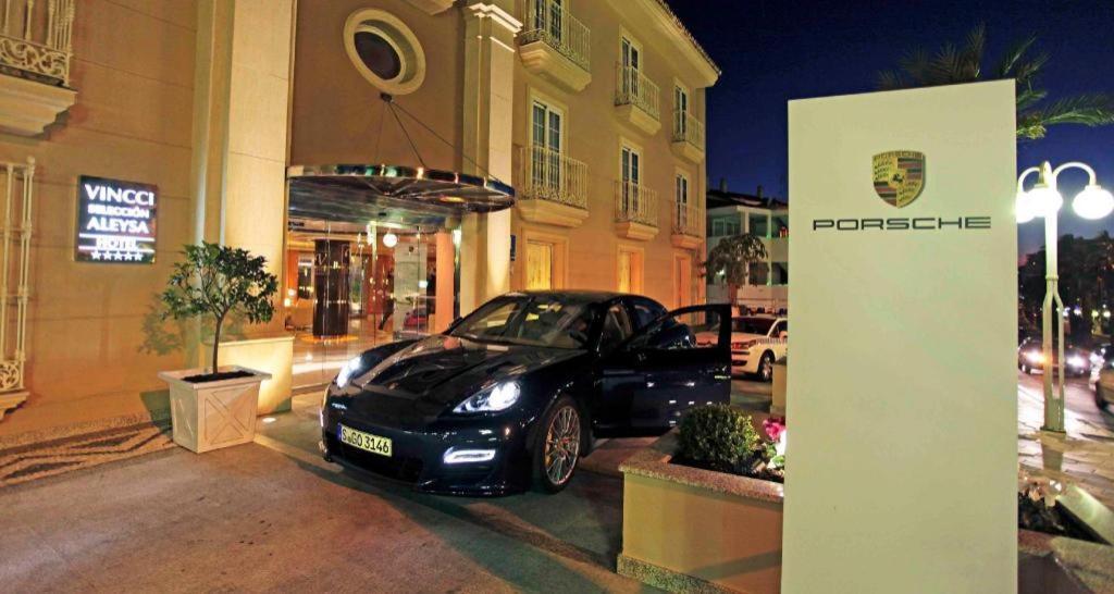 Vincci Seleccion Aleysa Hotel Benalmádena Exterior foto Porsche Museum